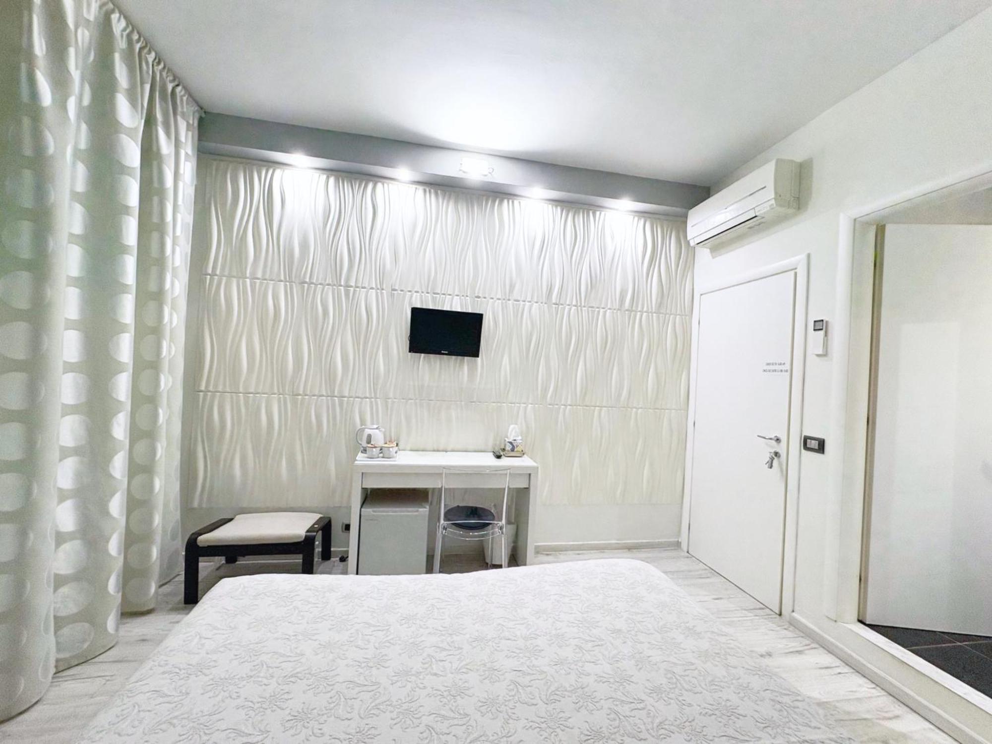 B&B Flo Firenze Bagian luar foto