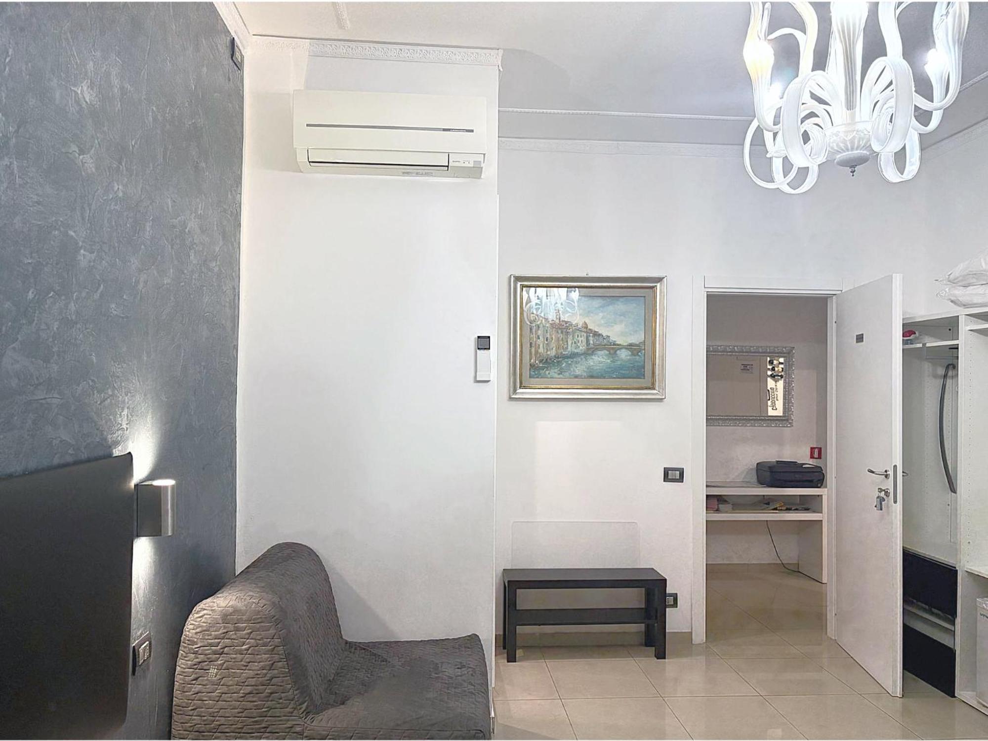B&B Flo Firenze Bagian luar foto